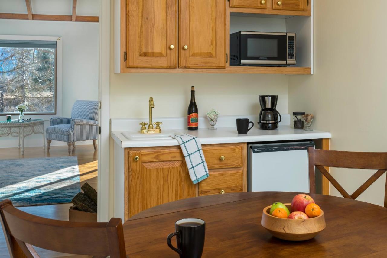 Gardenview Estate Bed And Breakfast Kettle Falls Exterior photo