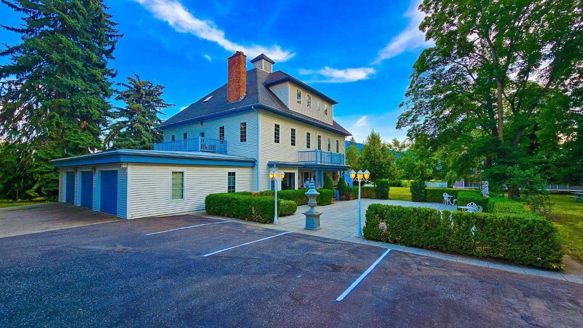 Gardenview Estate Bed And Breakfast Kettle Falls Exterior photo